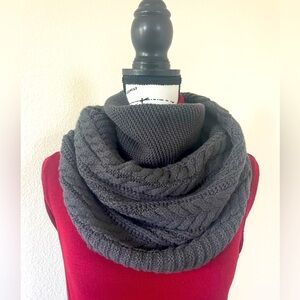 NWOT Infinity Scarf